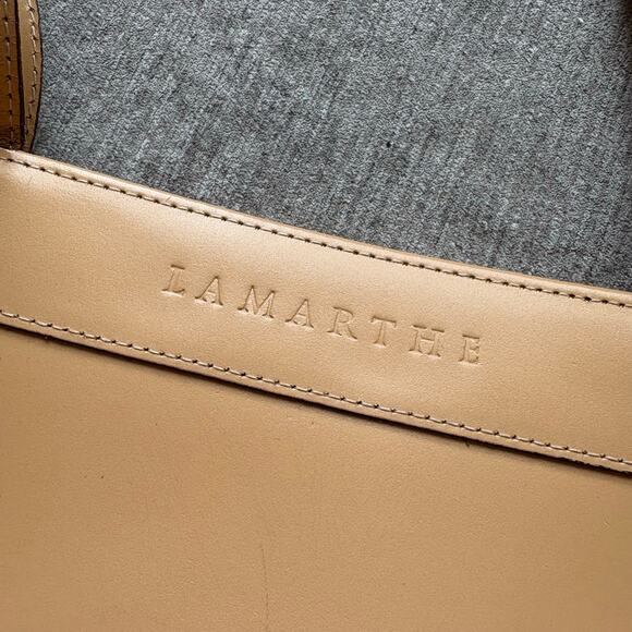 Lamarthe Tan Leather Shoulder Bag - Picture 8 of 8
